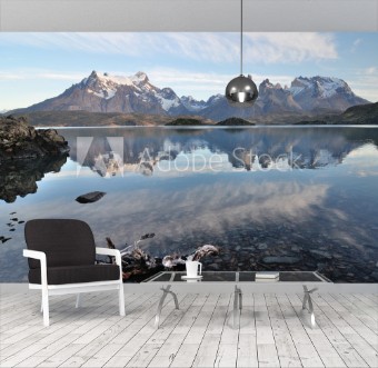 Picture of Torres del Paine spiegeln sich im Lago Pehoe Patagonien Chile